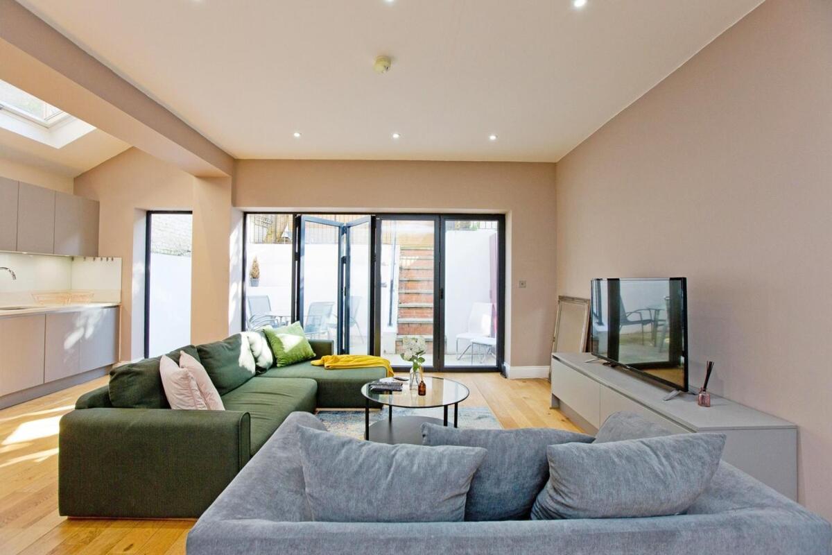 Ferienwohnung Spacious 3 Bd Flat In Central For Families No 2 London Exterior foto